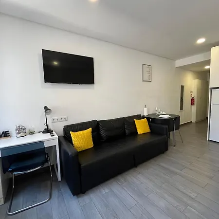 Almada Downtown 201 *